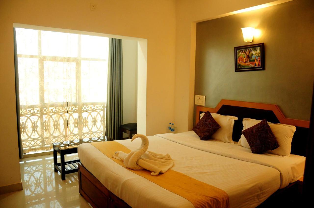 Alwesal International Hotel Madikeri Exterior photo