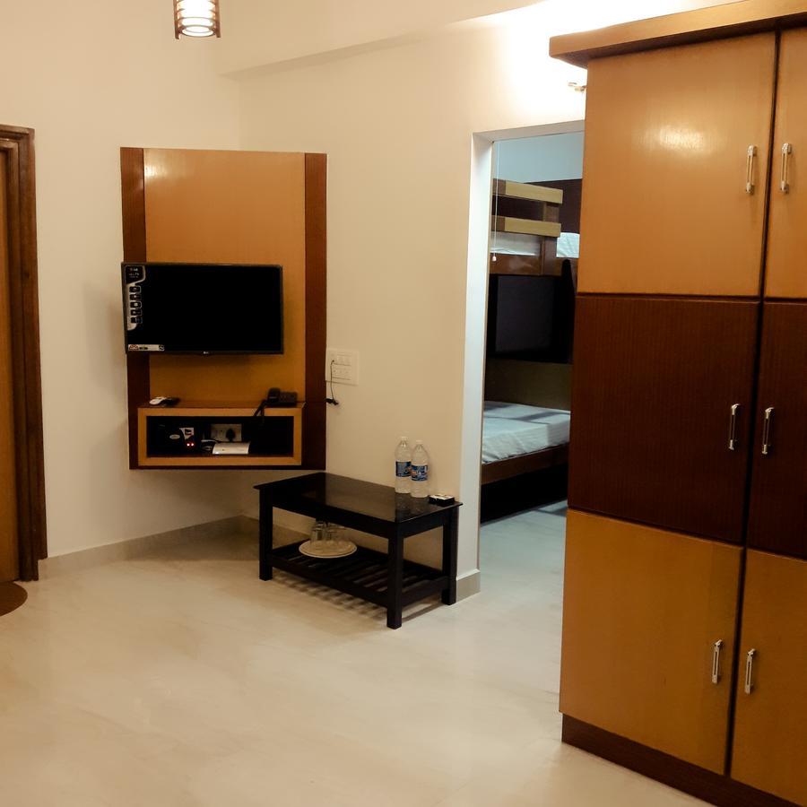 Alwesal International Hotel Madikeri Exterior photo