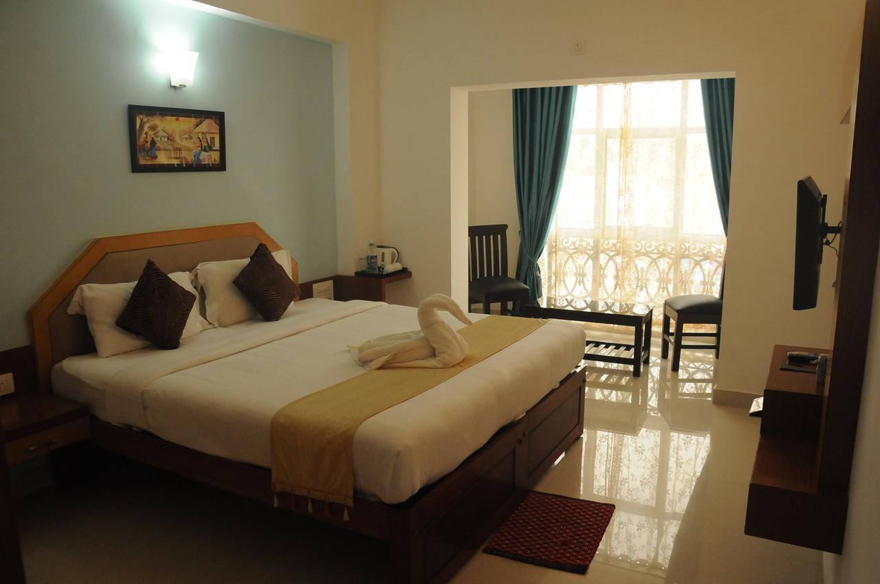 Alwesal International Hotel Madikeri Exterior photo