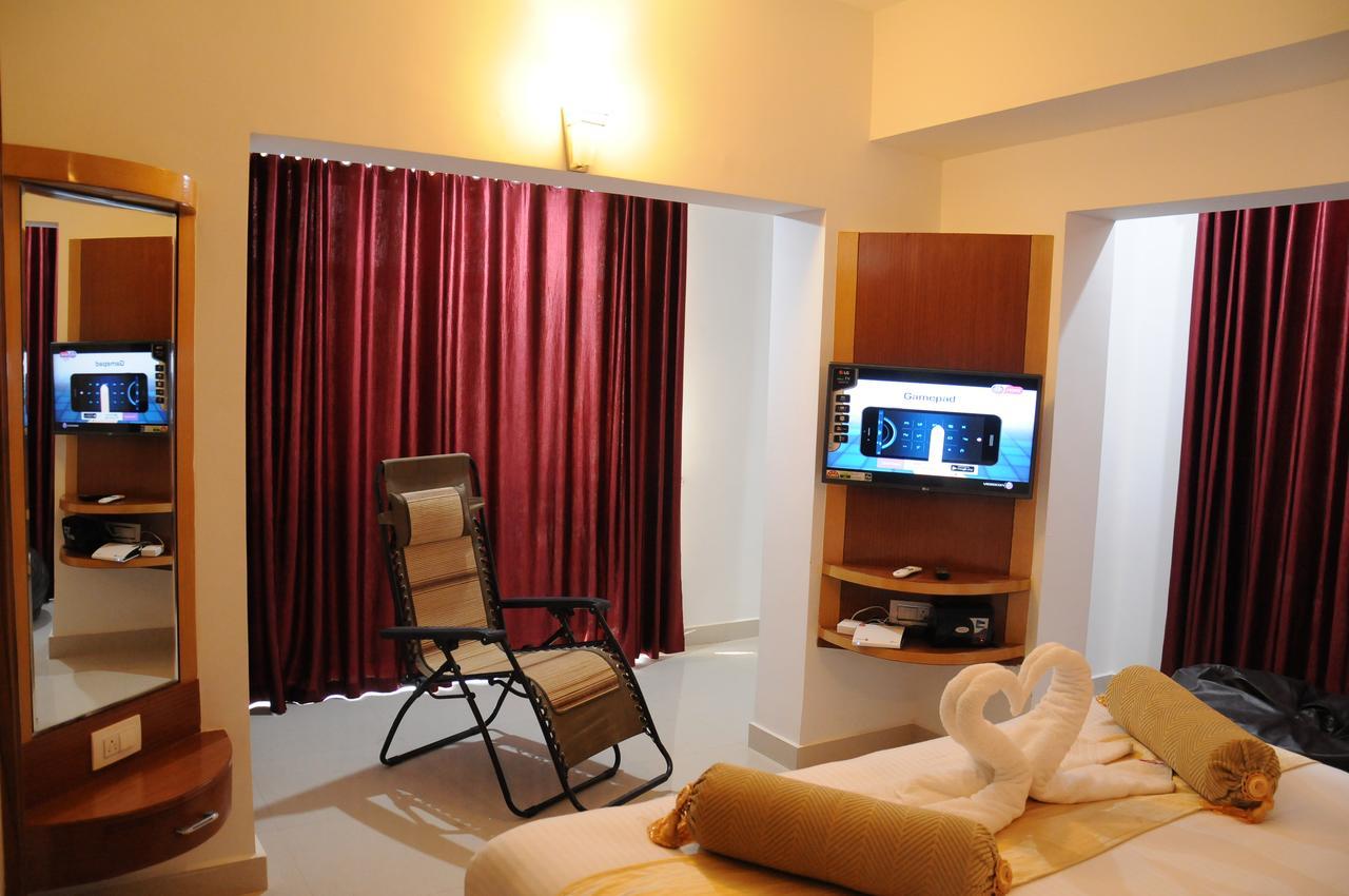 Alwesal International Hotel Madikeri Exterior photo