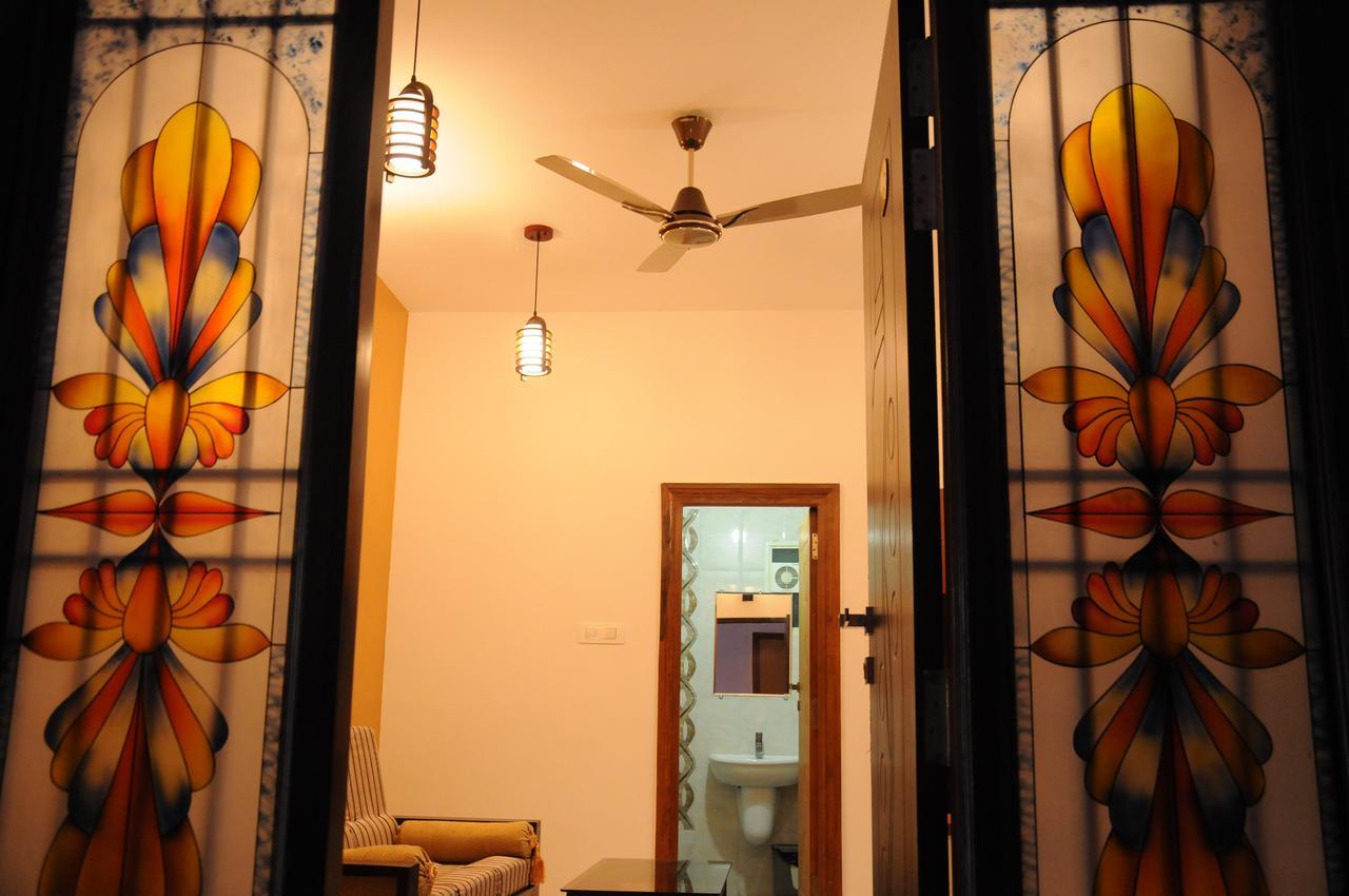 Alwesal International Hotel Madikeri Exterior photo